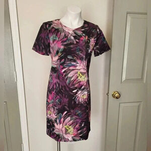 Trina Turk Painted WaterLilly Natasha Slim Sheath Short Sleeve  Dress(6)